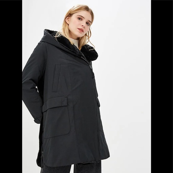 Brand New- MaxMara Fur Collar Jacket 🖤 - Picture 1 of 8